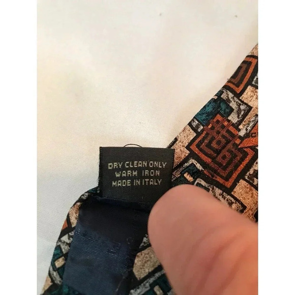 Ermenegildo Zegna Mr Sid Geometric Squares 100% Italian Silk Classic Neck Tie - Picture 6 of 6